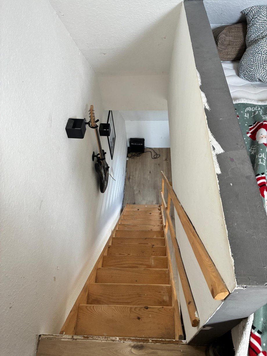 Treppe SZ Dachgeschosswohnung Castrop-Rauxel