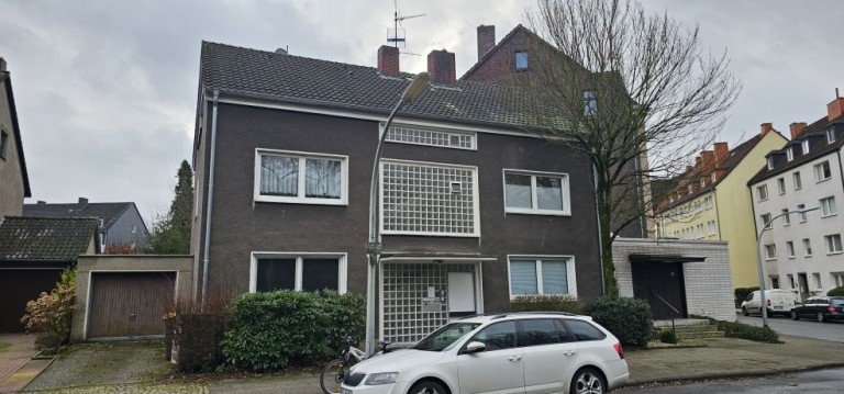 Hauptbild: Verkauft! *Kapitalanlage neben dem Stadtgarten, vermietetes freistehendes 4-Familienhaus!*
